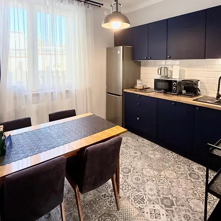 Al-Dom Apartamenty Stary Park *
