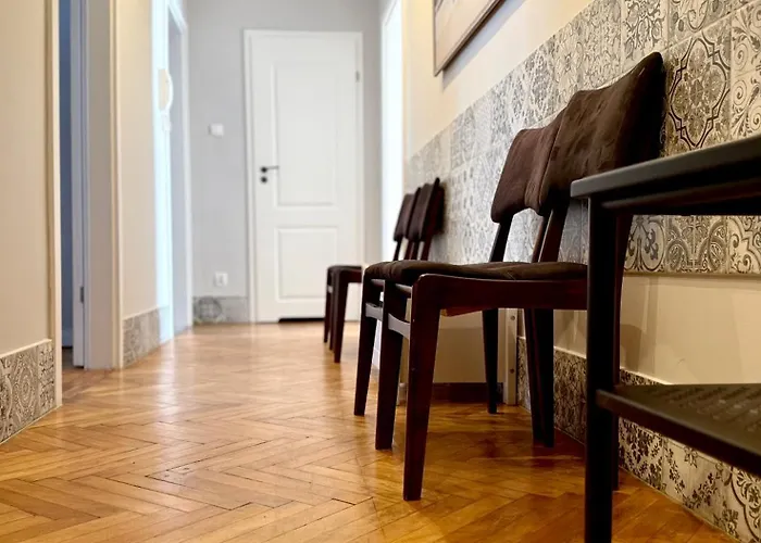 Al-dom Stary Park 코워브제크